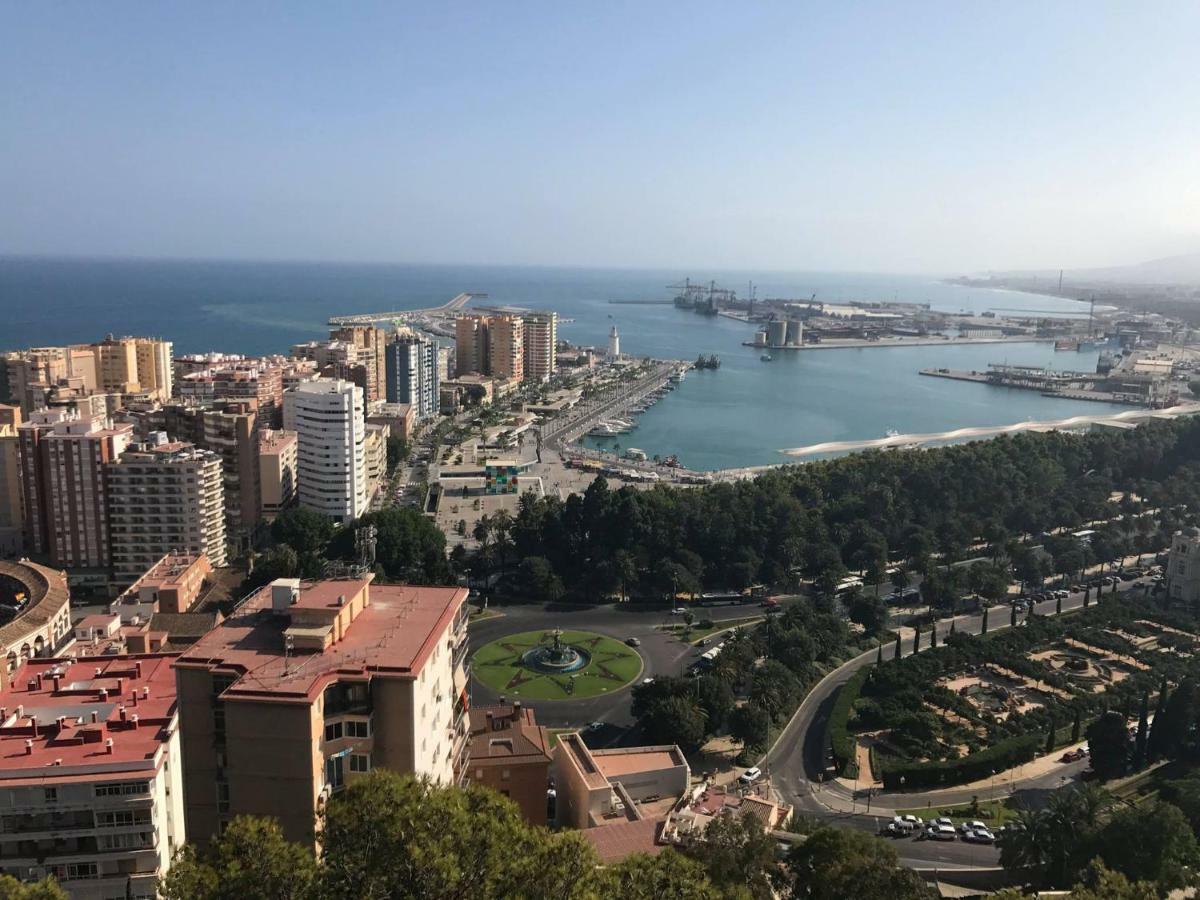 Apartamento Los Tres Soles Málaga Extérieur photo