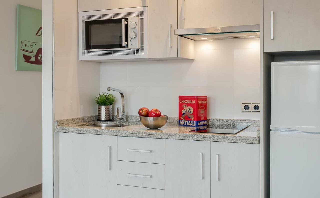 Apartamento Los Tres Soles Málaga Extérieur photo