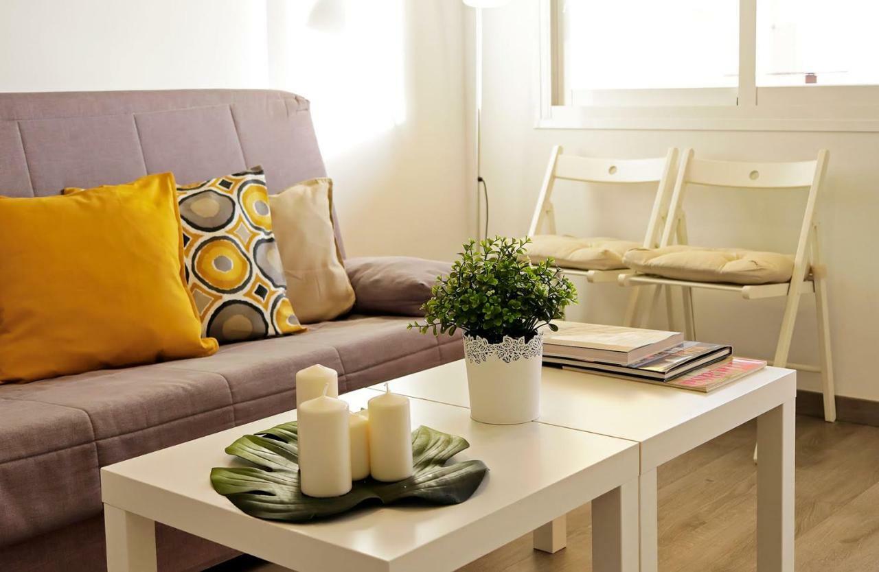 Apartamento Los Tres Soles Málaga Extérieur photo