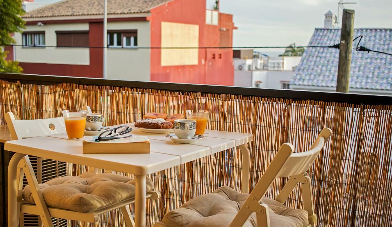 Apartamento Los Tres Soles Málaga Extérieur photo