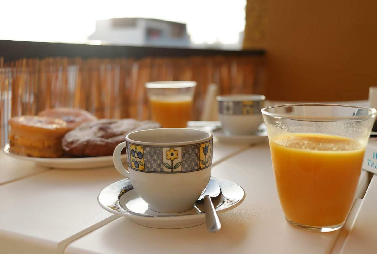 Apartamento Los Tres Soles Málaga Extérieur photo
