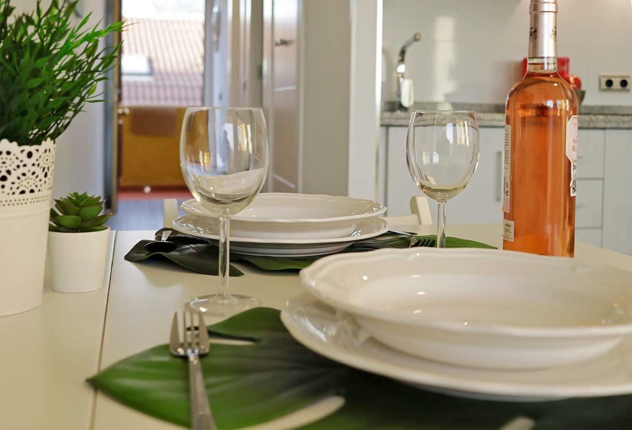 Apartamento Los Tres Soles Málaga Extérieur photo